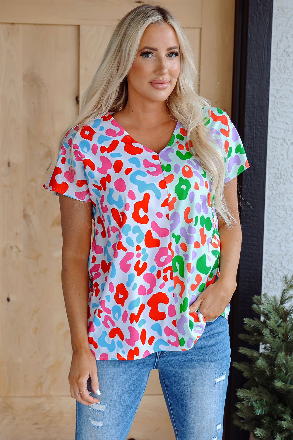 Leopard Contrast Print V-Neck Short Sleeve Blouse