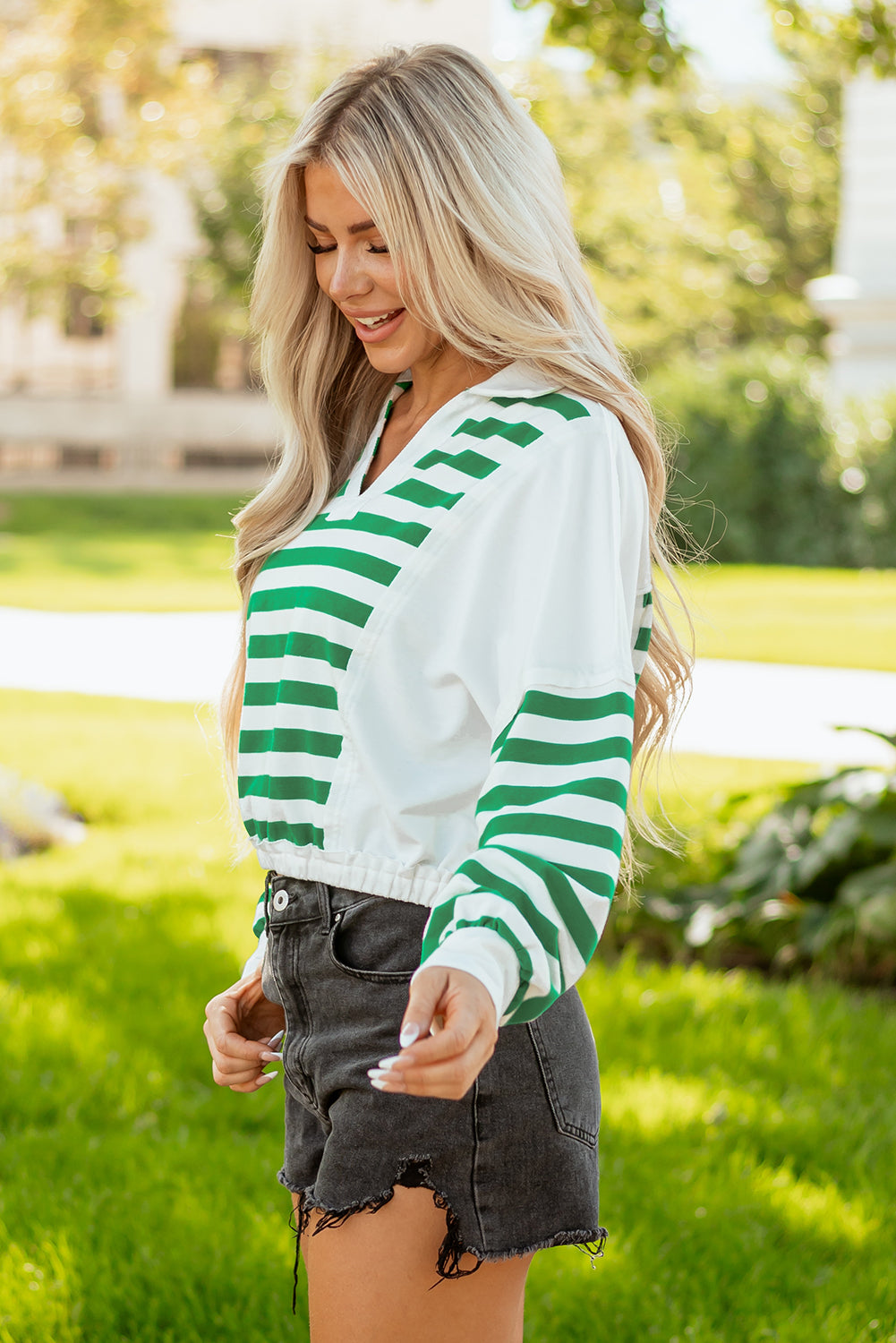 Green Stripe Colorblock Collared V-Neck Cropped Knit Pullover