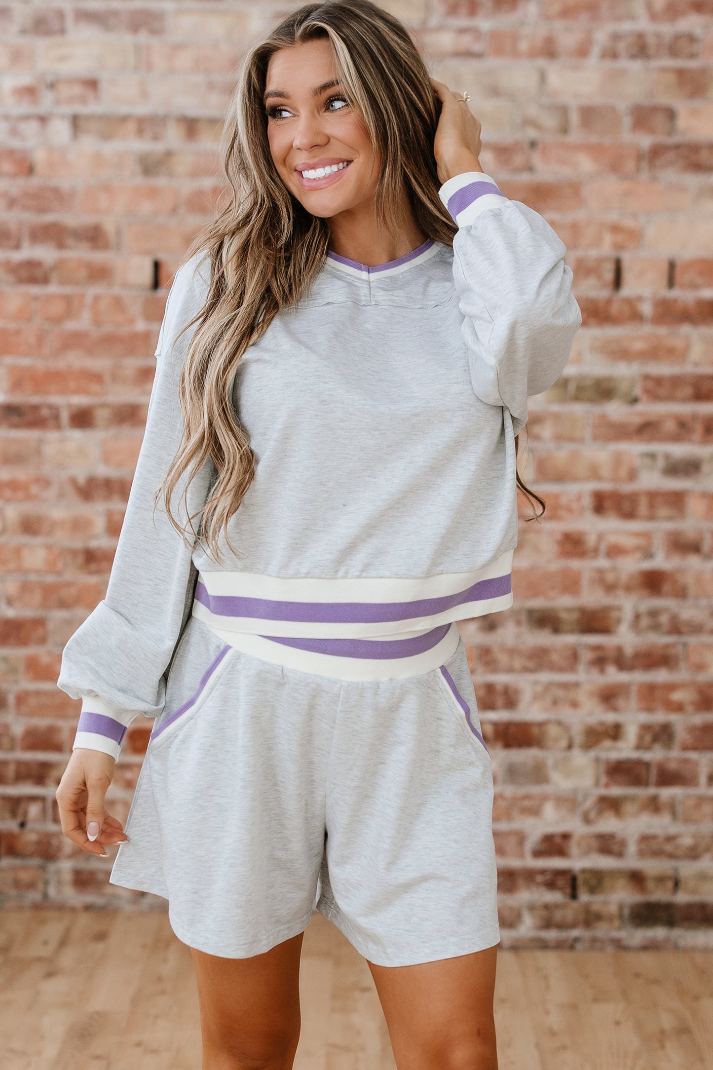 Light Grey Contrast Striped Bands Cropped Pullover Athletic Short Set