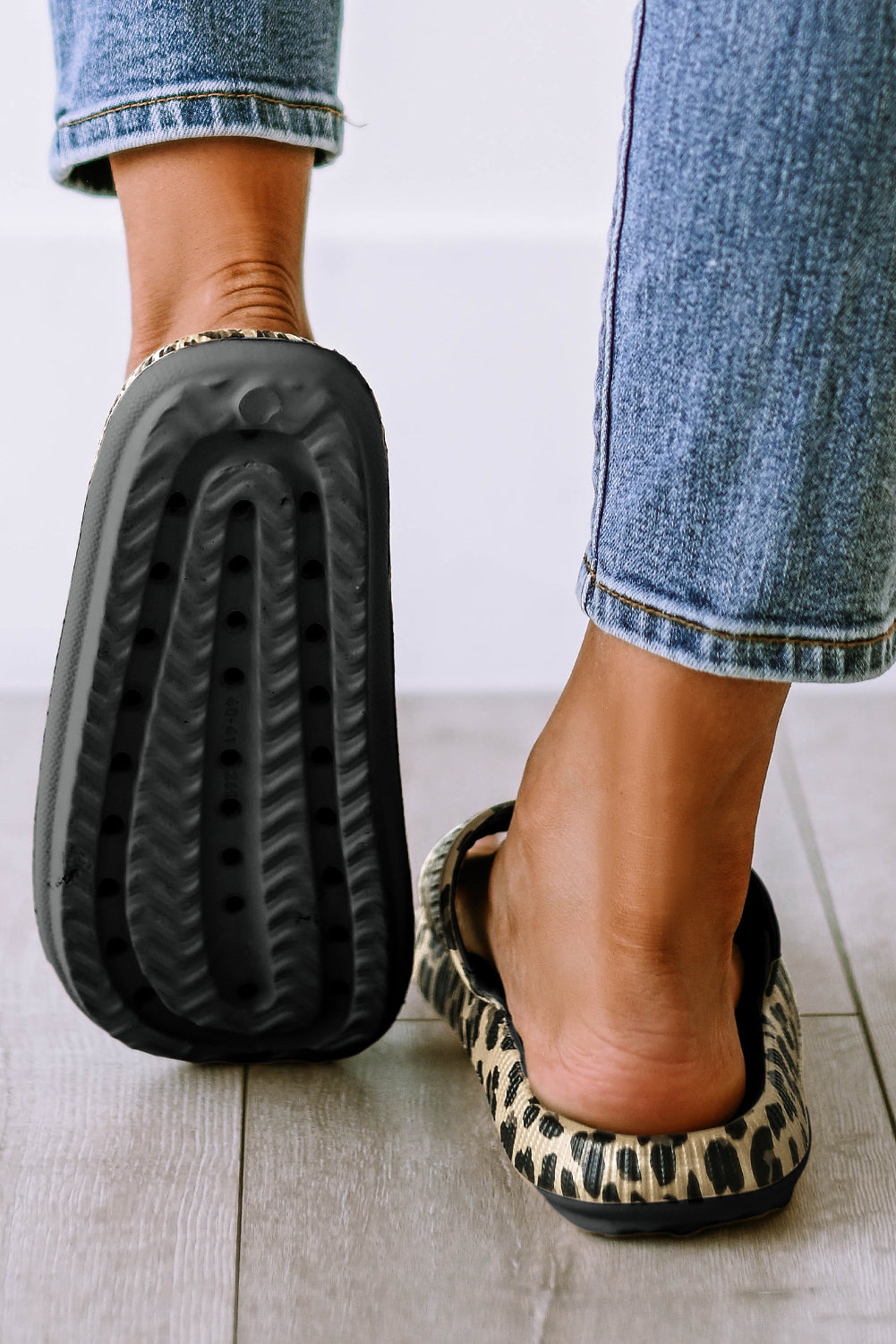 Black Leopard Print Thick Sole Slip-On Flip Flops